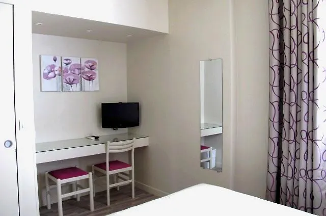 Le Havre Bleu מלון ביוליו-סור-מר